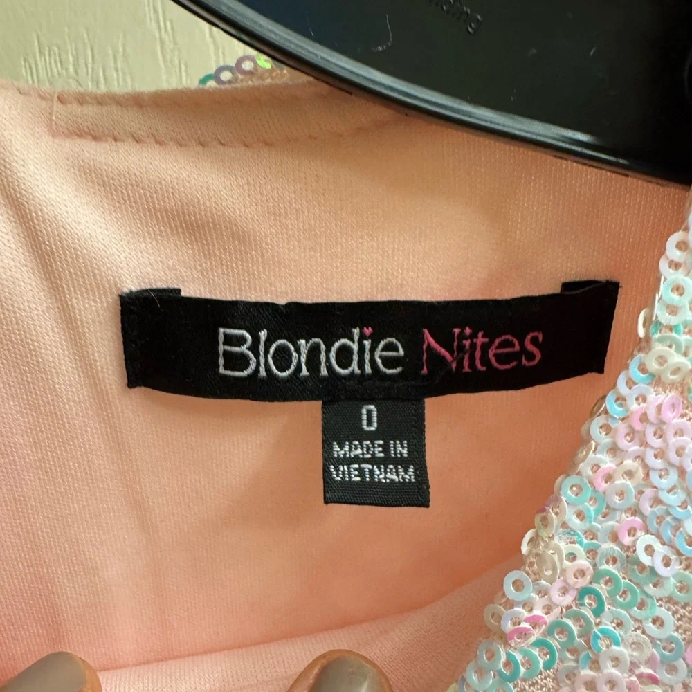 Blondie Nites HOCO/Prom size 0 dress - Picture 5 of 6